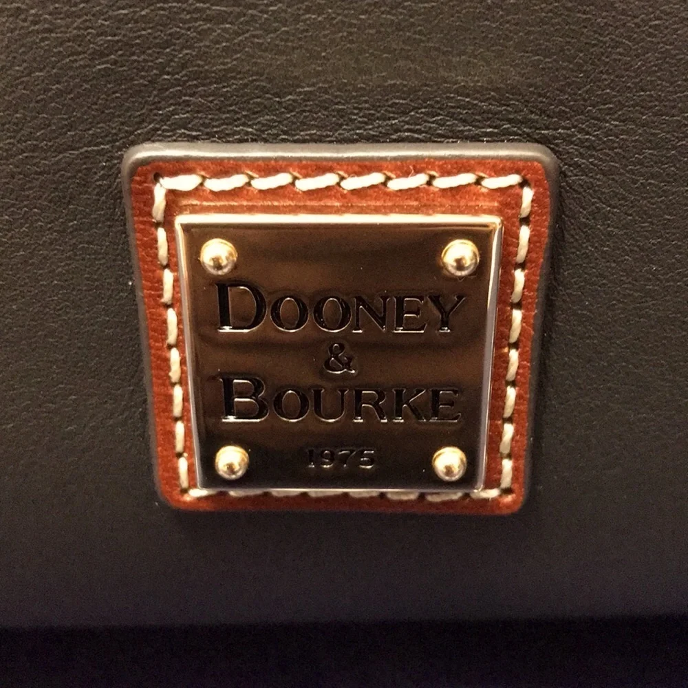 Dooney & Bourke Hobo Crossbody 22 - Picture 3 of 12